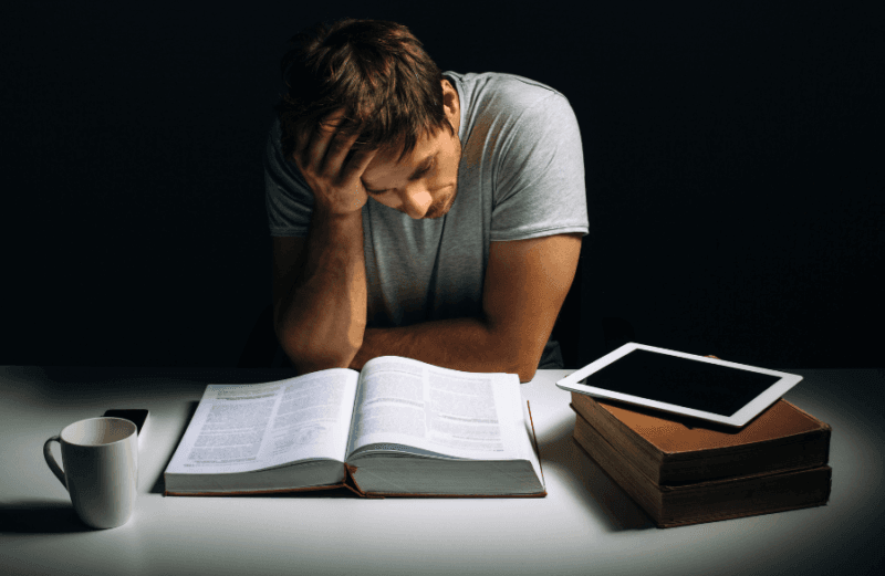 O maior erro que estudantes de TI cometem (e como evitá-lo antes de se formar!) | 73 estudante